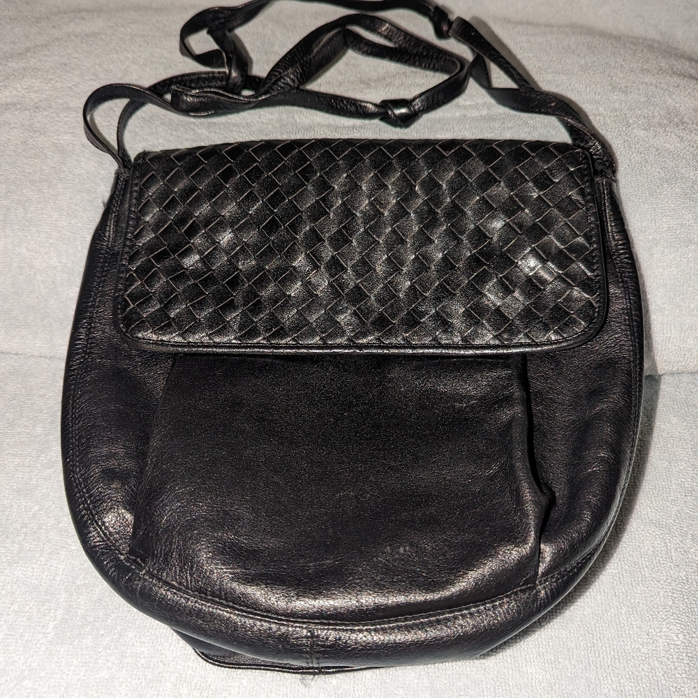 Soft touch by FC & W Designs black crossbody bag. - Picture 7 of 9